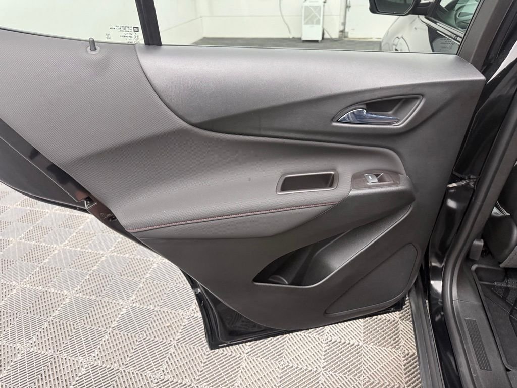 2022 Chevrolet Equinox RS - Photo 28
