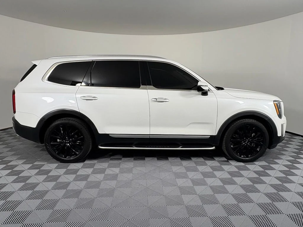 Used 2020 Snow White Pearl Kia SX image 7