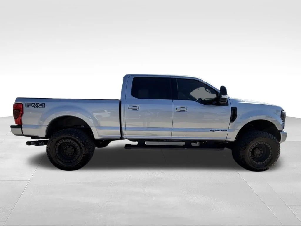 Used 2022 Silver Ford XL image 6