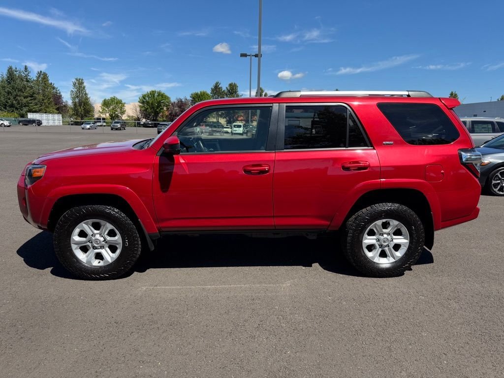 Used 2022 Barcelona Red Metallic Toyota SR5 image 5
