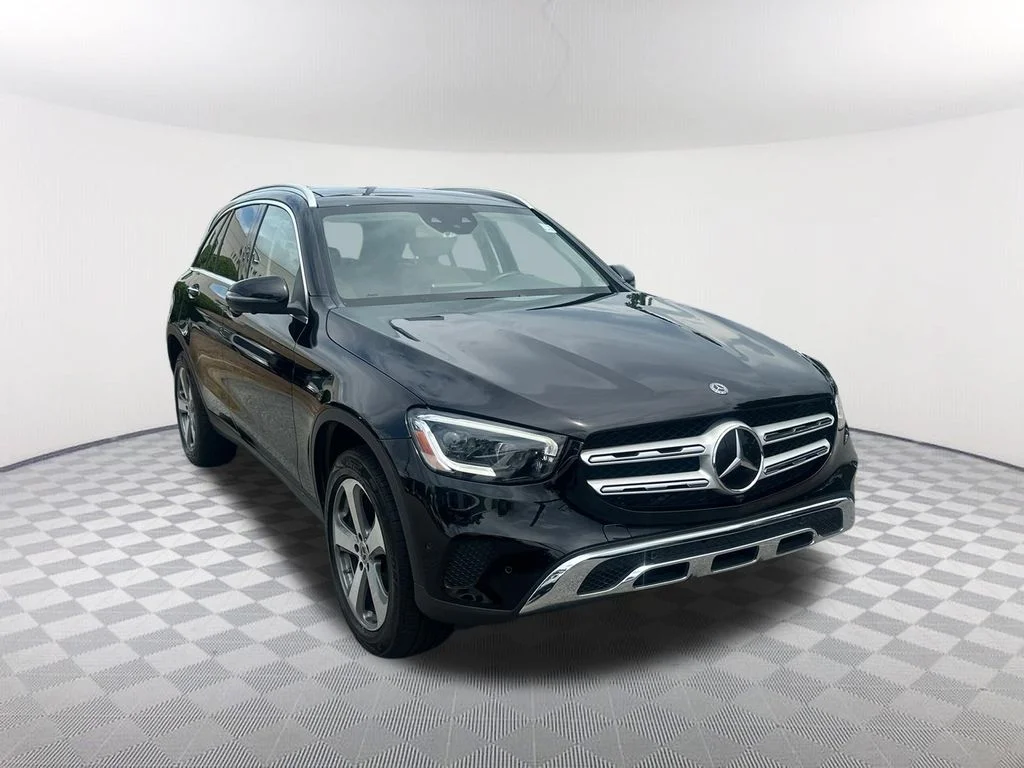Used 2020  Mercedes-Benz GLC 300 image 3