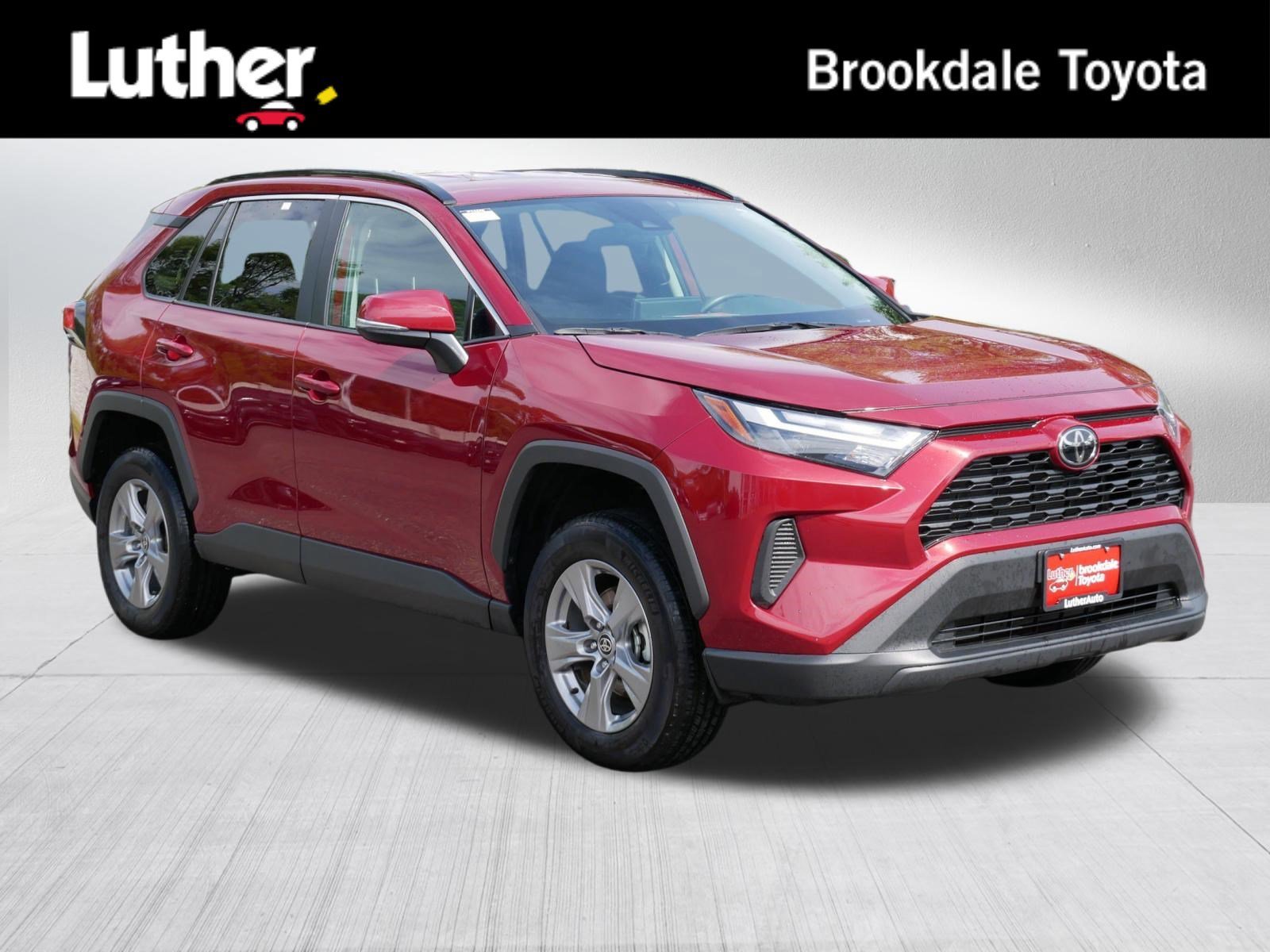 2025 Toyota RAV4 XLE AWD's photo
