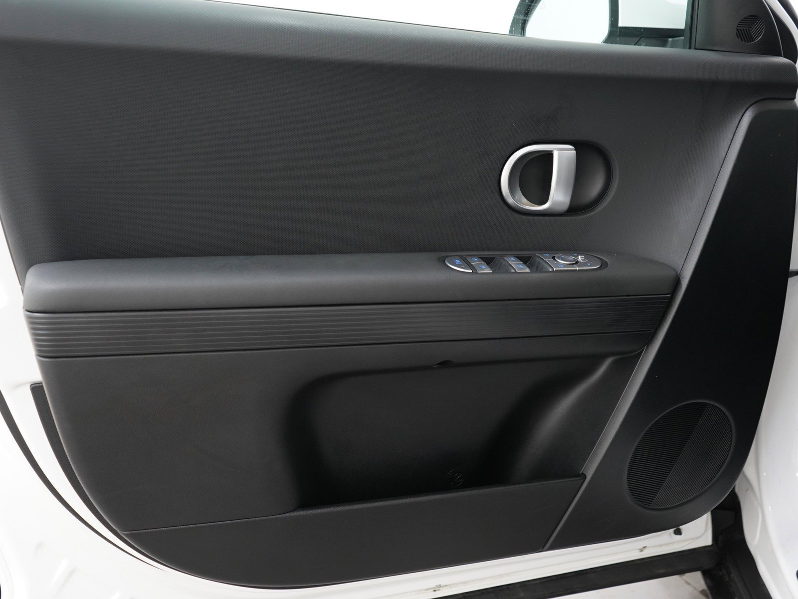 2024 Hyundai IONIQ 5 SEL - Photo 19