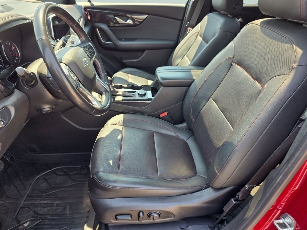 Used 2019 Cajun Red Tintcoat Chevrolet RS image 39