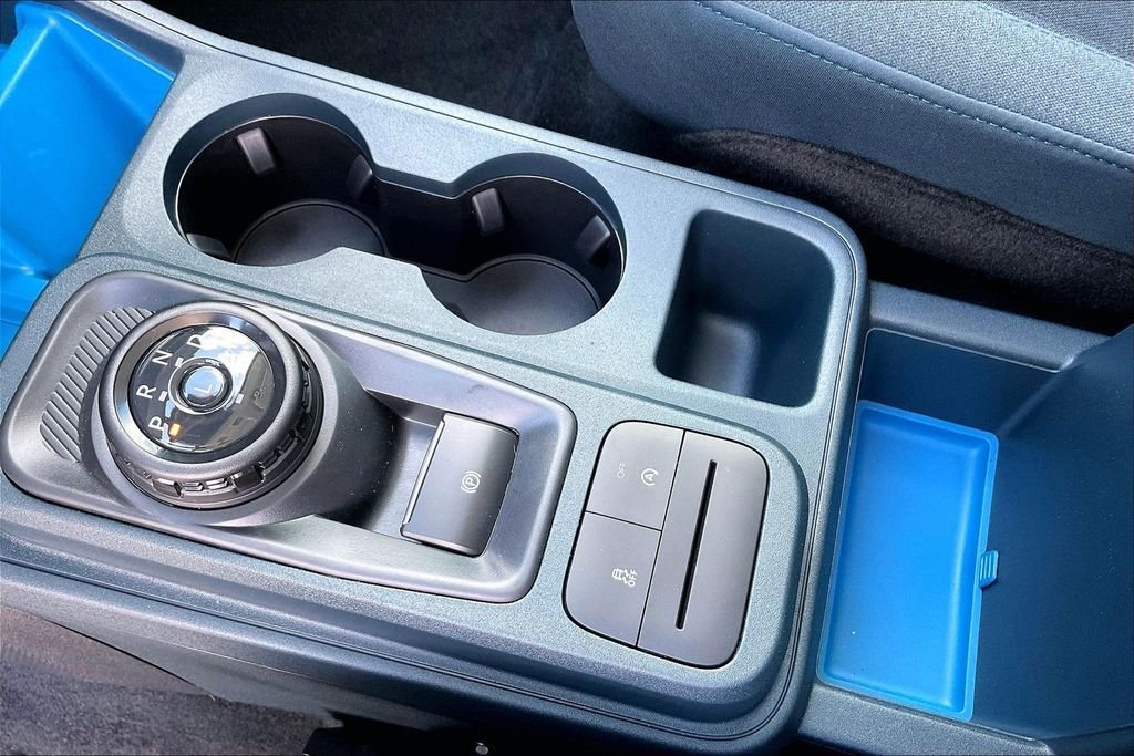 New 2026 Oxford White Ford XLT image 16