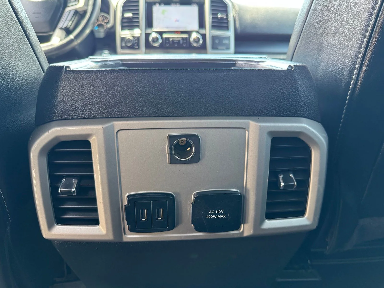 Used 2019 Gray Ford Lariat image 33