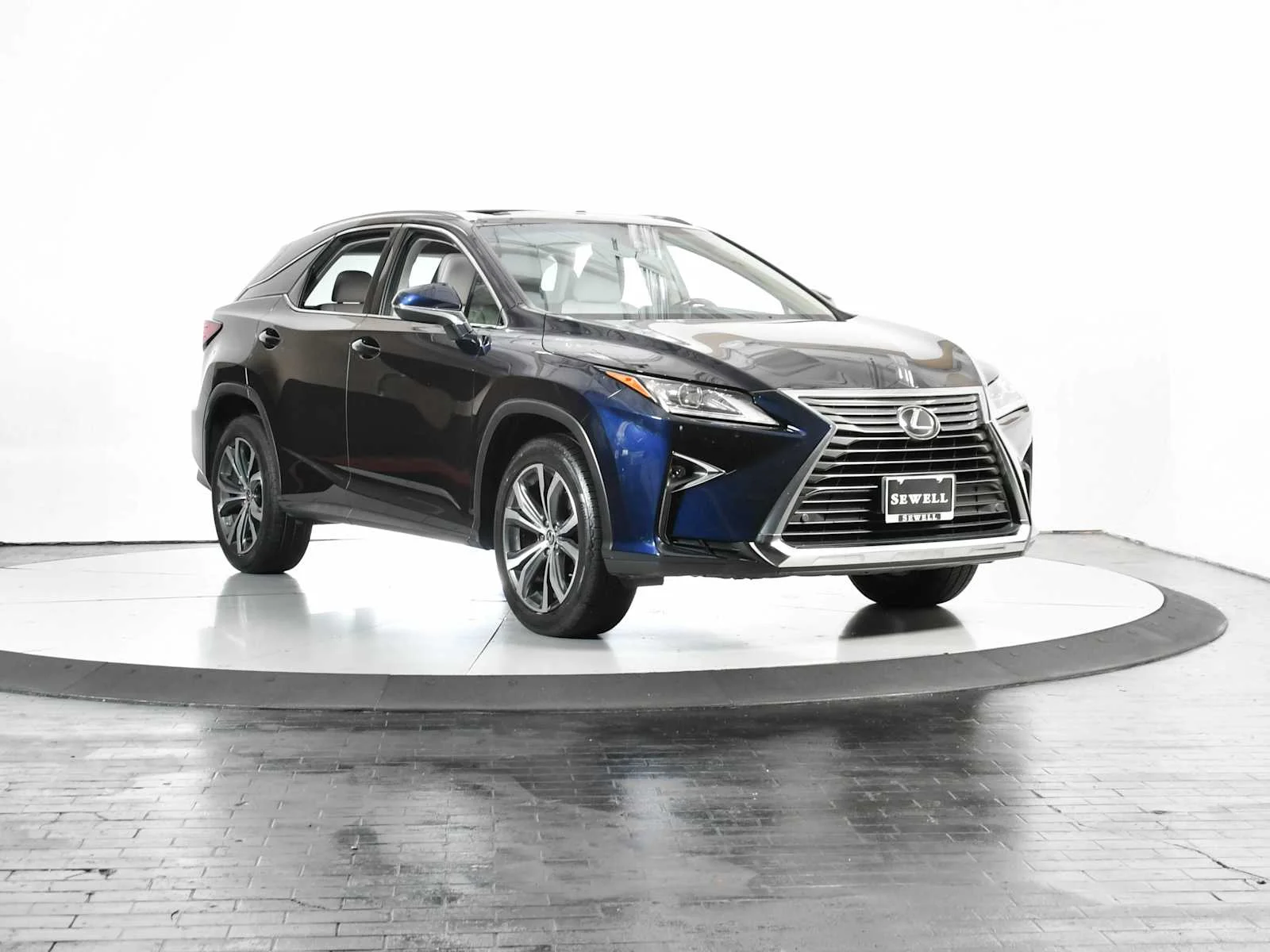 Used 2019 Nightfall Mica Lexus  image 9