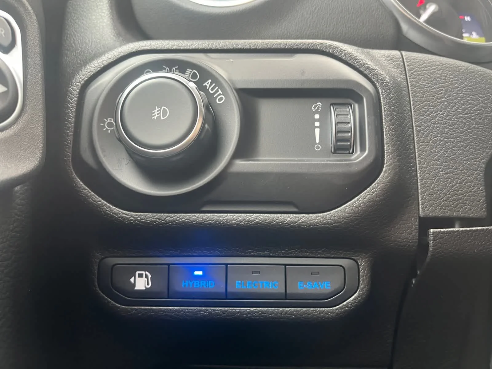 2023 Jeep Wrangler 4xe Sahara 4XE - Photo 29