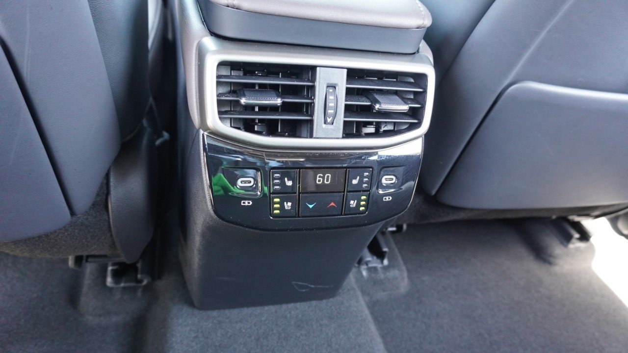Certified Used 2024 White Lexus RX 350 Luxury image 34