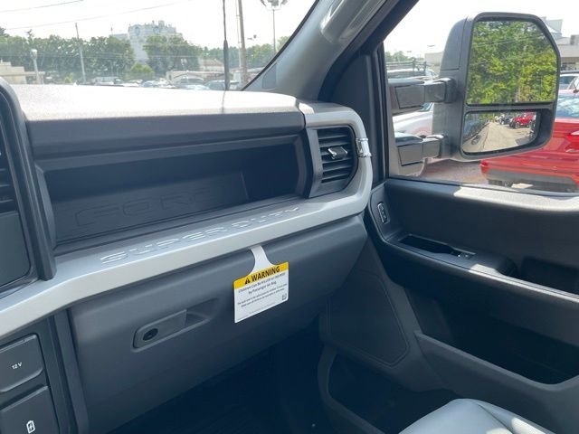 New 2026 Agate Black Metallic Ford F-250® XL image 18