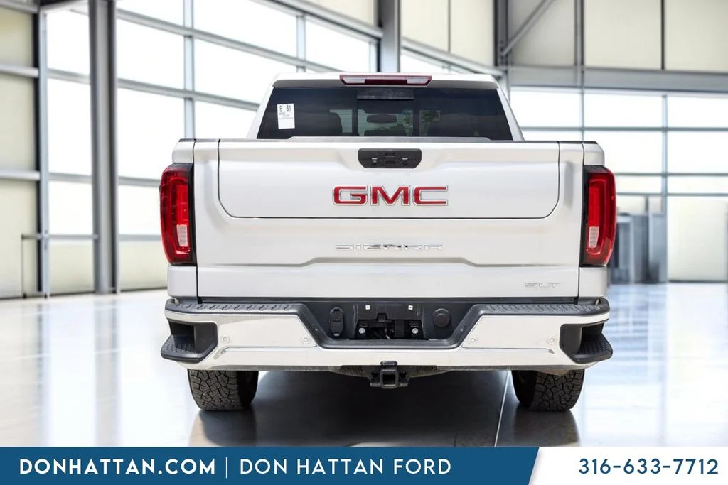 Used 2021 Silver GMC SLT image 24