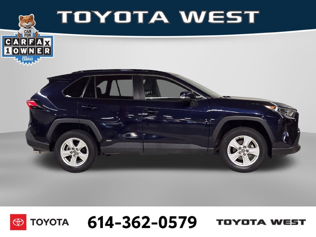 Used 2021  Toyota XLE image 4