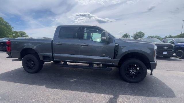 New 2026 Carbonized Gray Metallic Ford F-350® Lariat® image 42