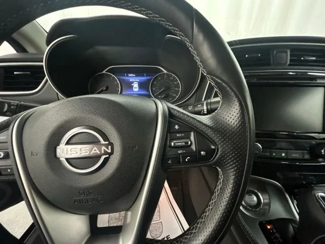 Used 2023 Black Nissan 3.5 SL image 13