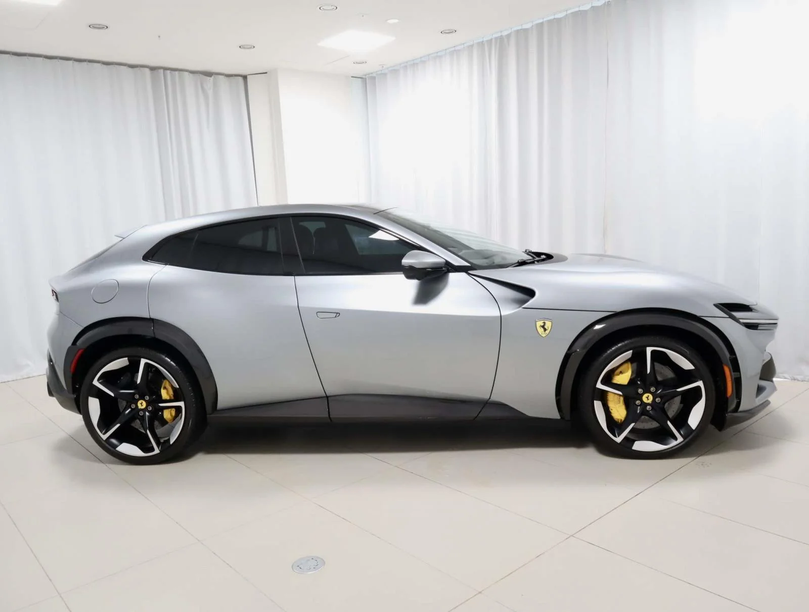 Used 2024 Grigio Titanio Metallic Ferrari AWD image 6
