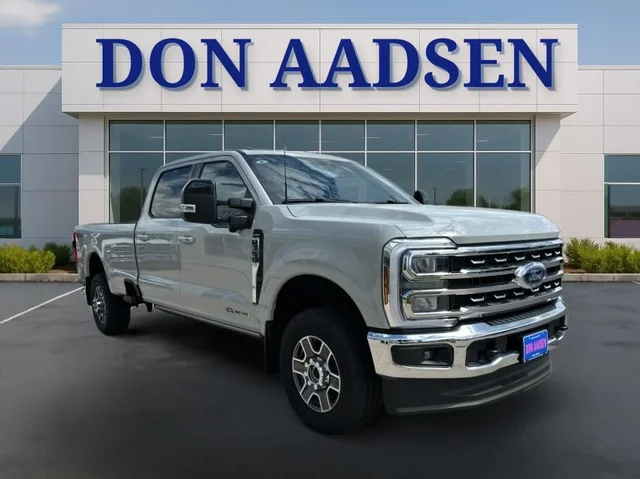 2026 Ford Super Duty F-350® Lariat®