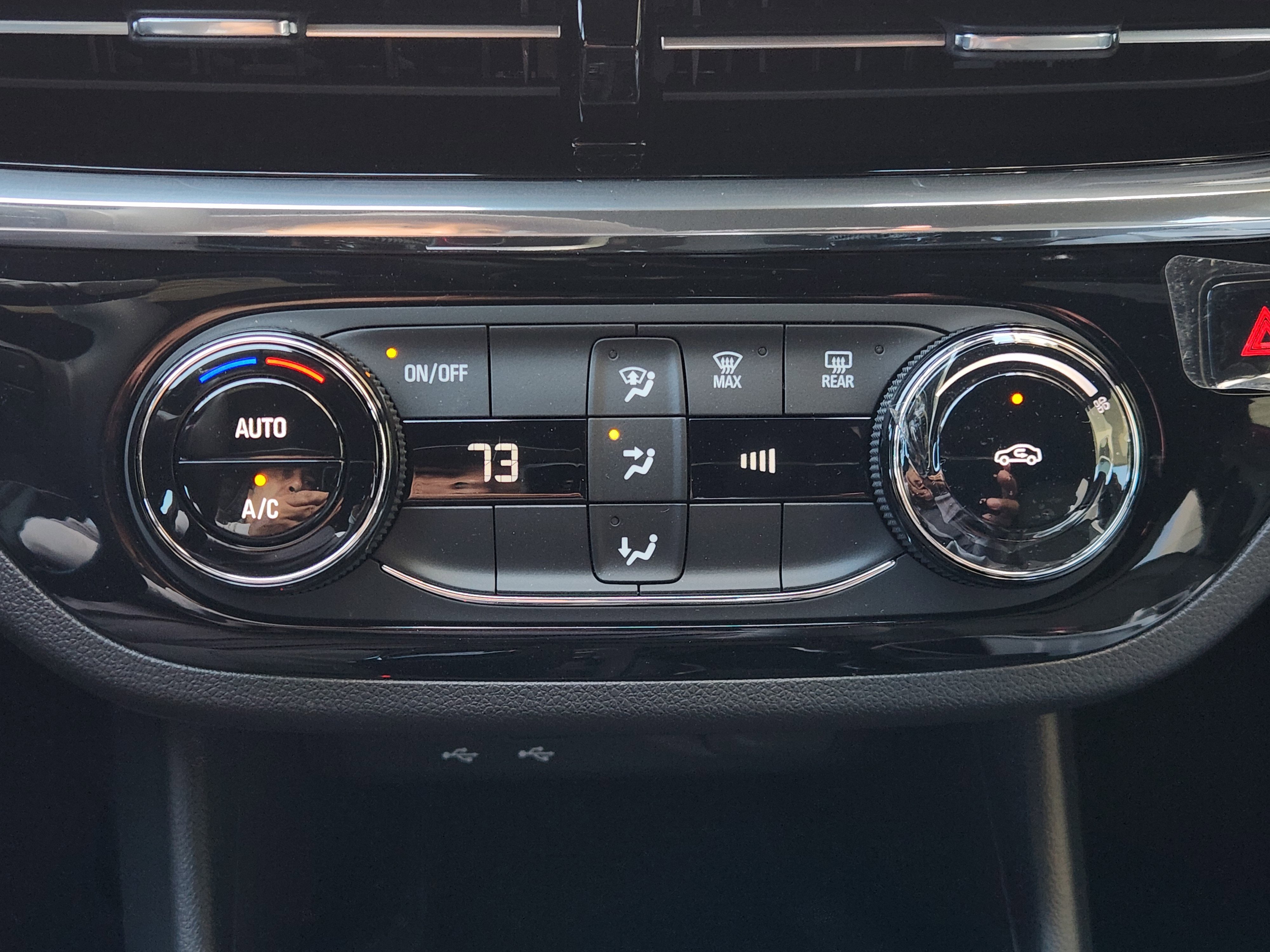 2026 Buick Envista Sport Touring - Photo 17