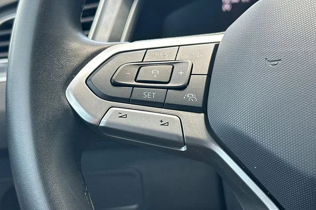 Used 2024  Volkswagen 2.0T Wolfsburg Edition image 27