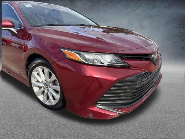 Used 2018 Red Toyota LE image 2