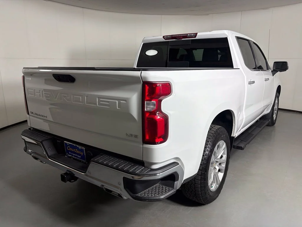 Certified Used 2025 Summit White Chevrolet LTZ image 10