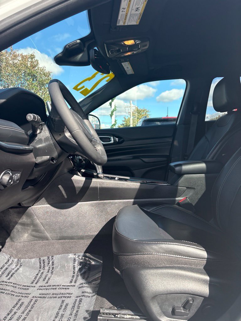 Used 2023 Bright White Clearcoat Jeep High Altitude image 8
