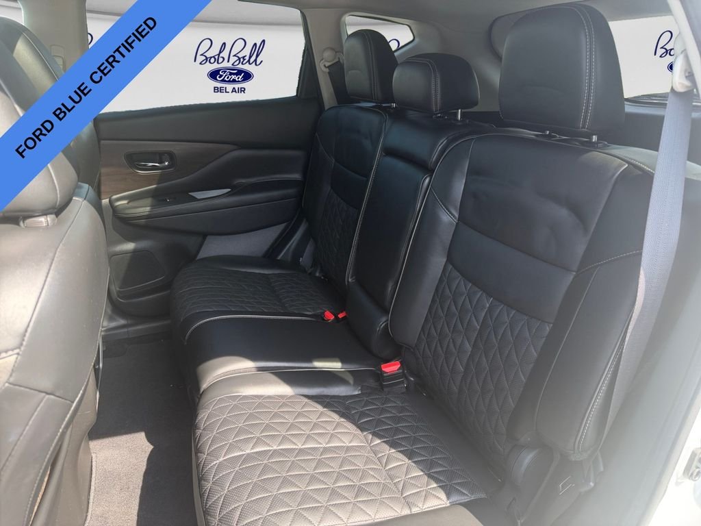 Used 2019 White Nissan Platinum image 14