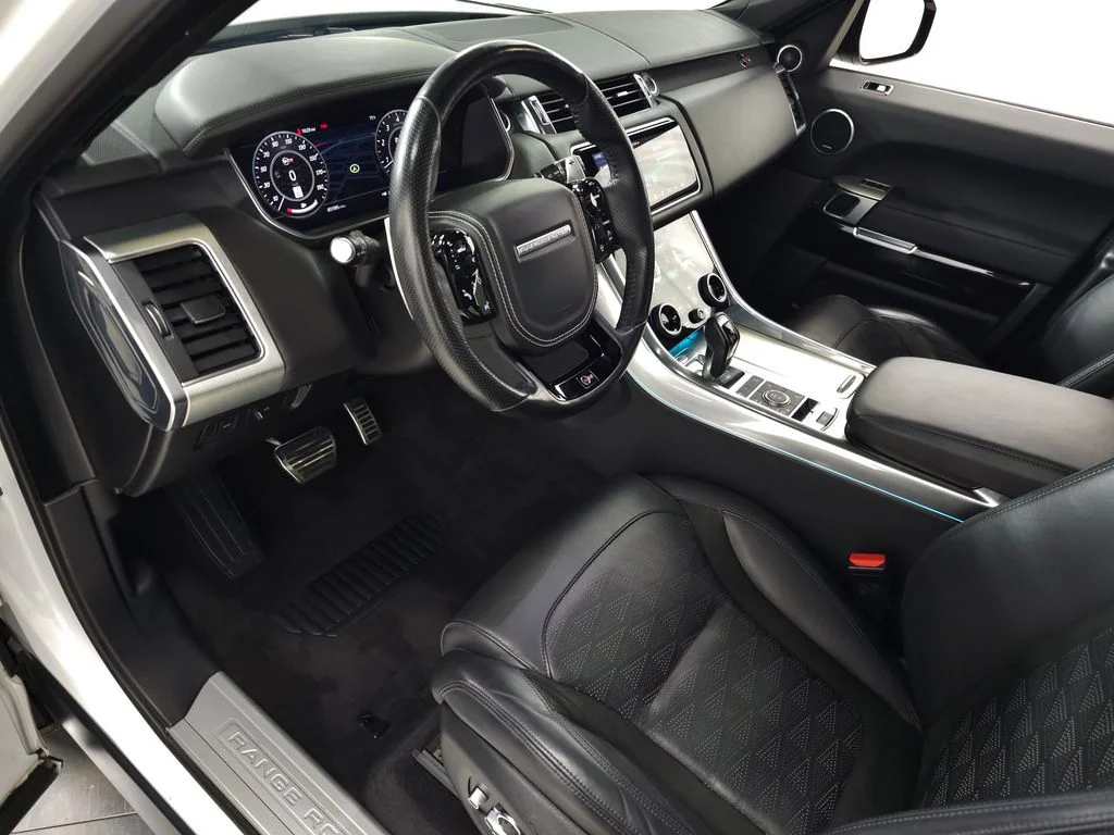 Used 2022 Fuji White Land Rover SVR image 16