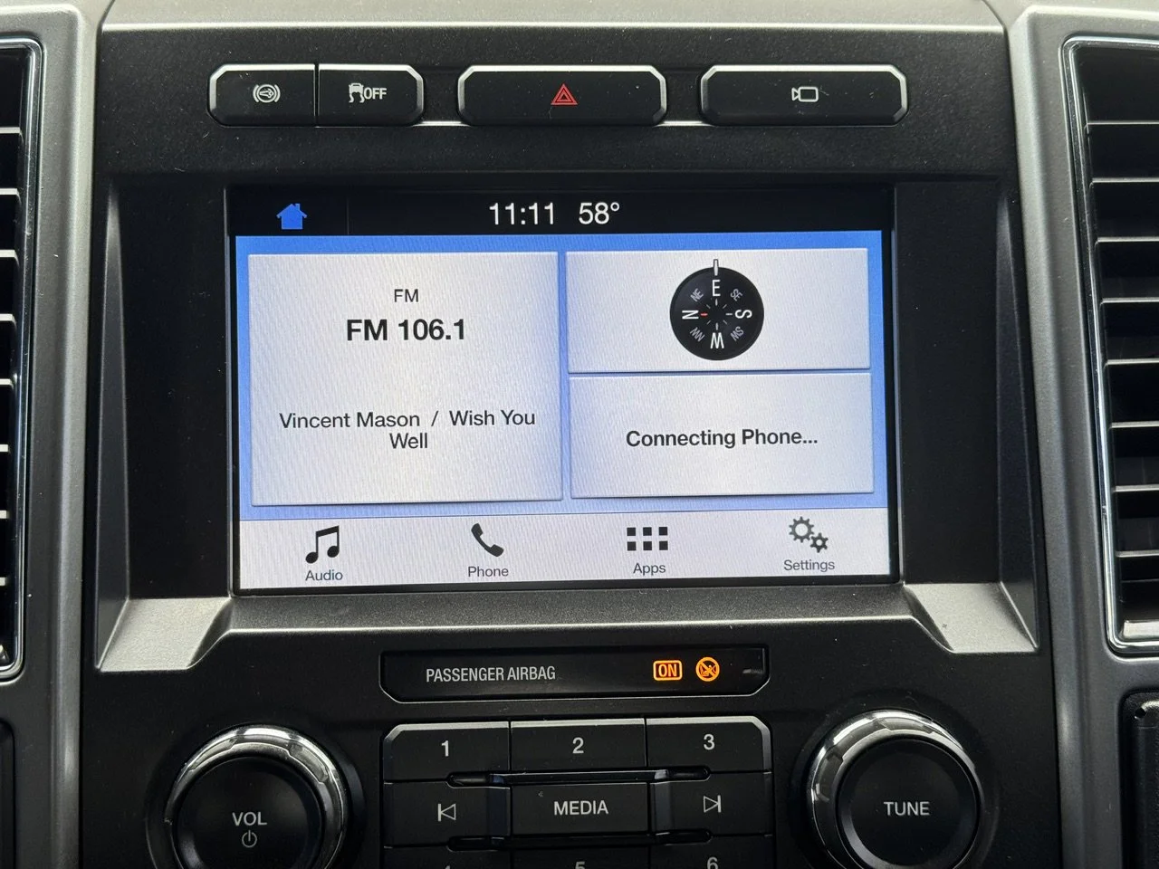 Used 2019 Ingot Silver Ford XLT image 19