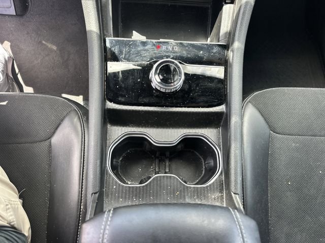 Used 2024 Red Jeep Altitude image 20