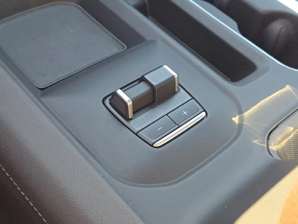 Used 2024 Black GMC Denali image 29