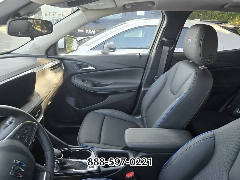 Used 2026 Summit White BUICK SPORT TOURING image 7