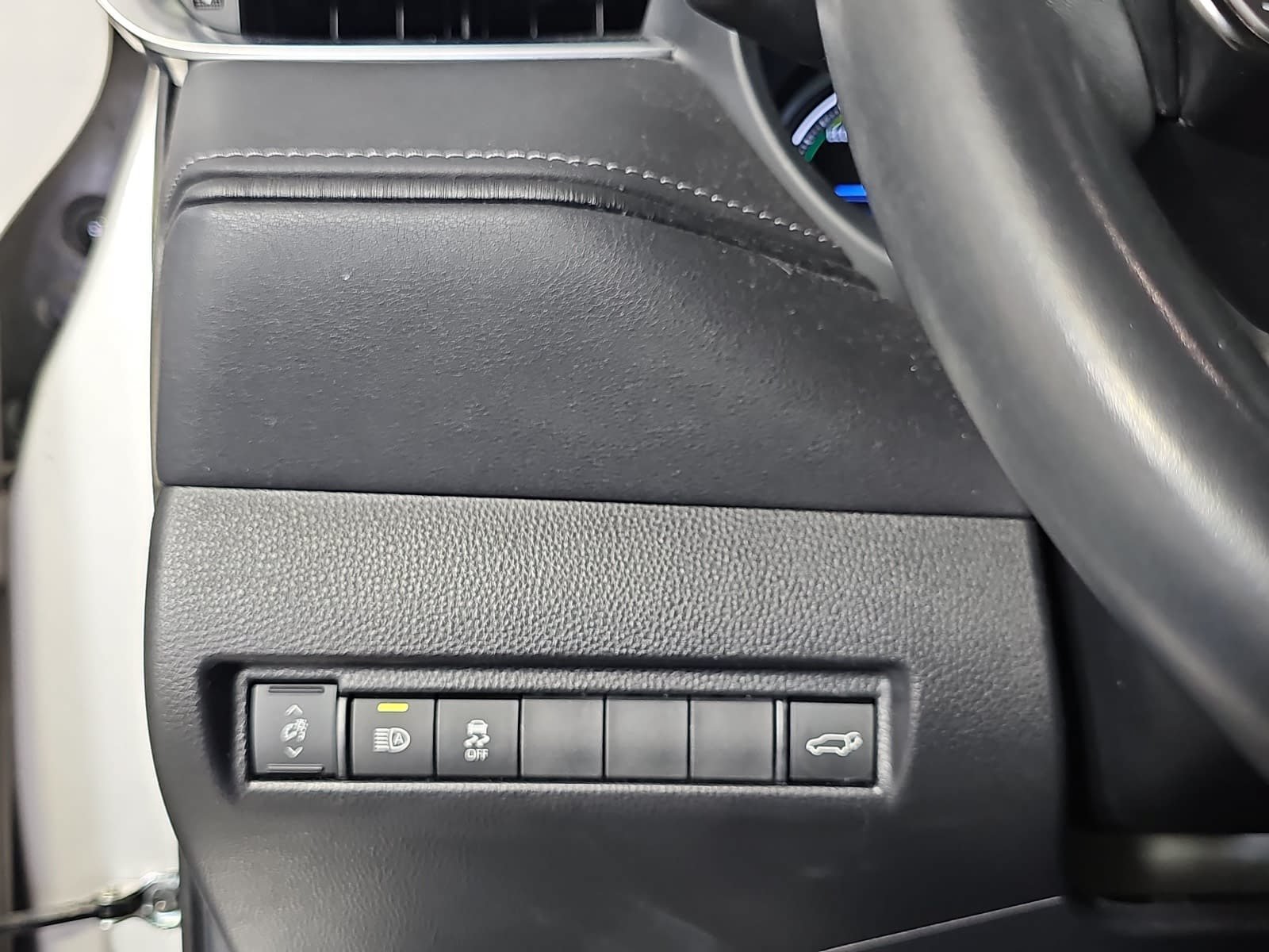 Used 2023 Silver Toyota LE image 24