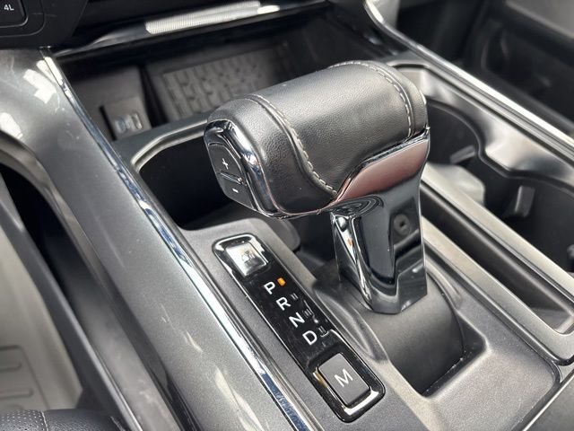 Used 2023 Red Ford Lariat image 32