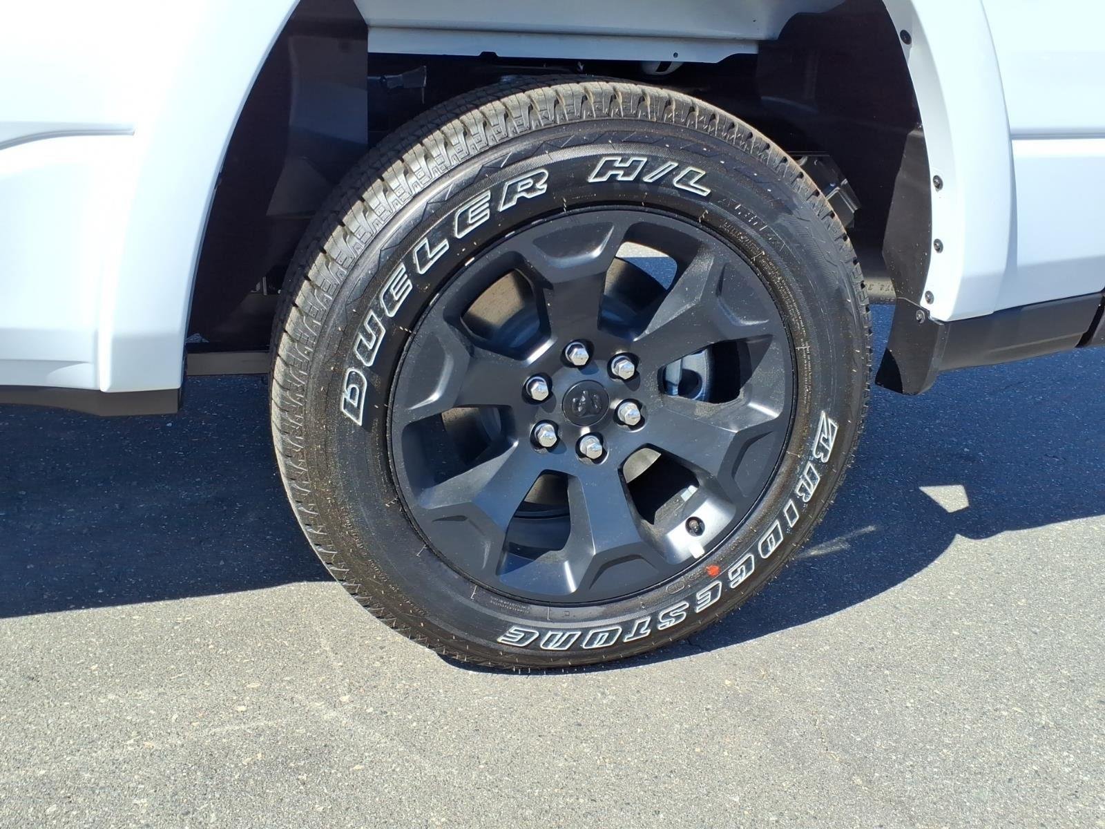 New 2026 Bright White Clear-Coat Exterior Paint RAM Big Horn image 13