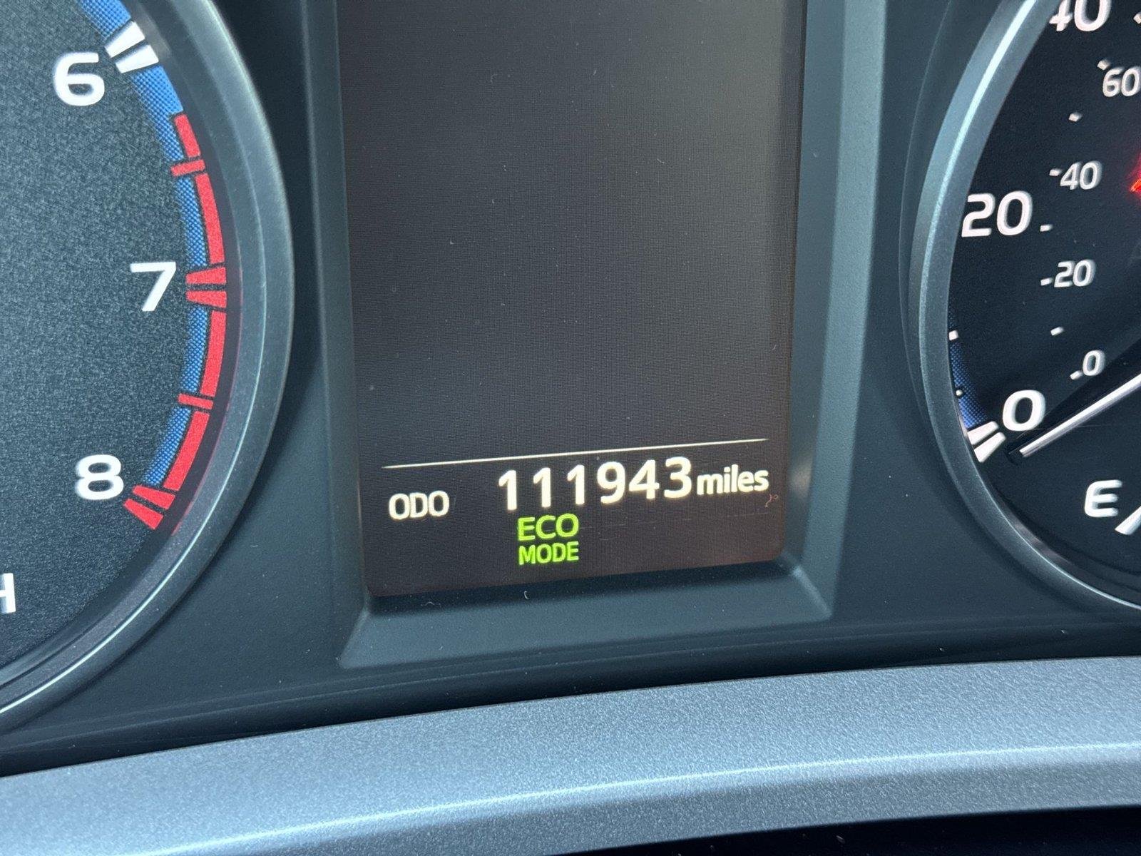 2017 Toyota RAV4 LE - Photo 12