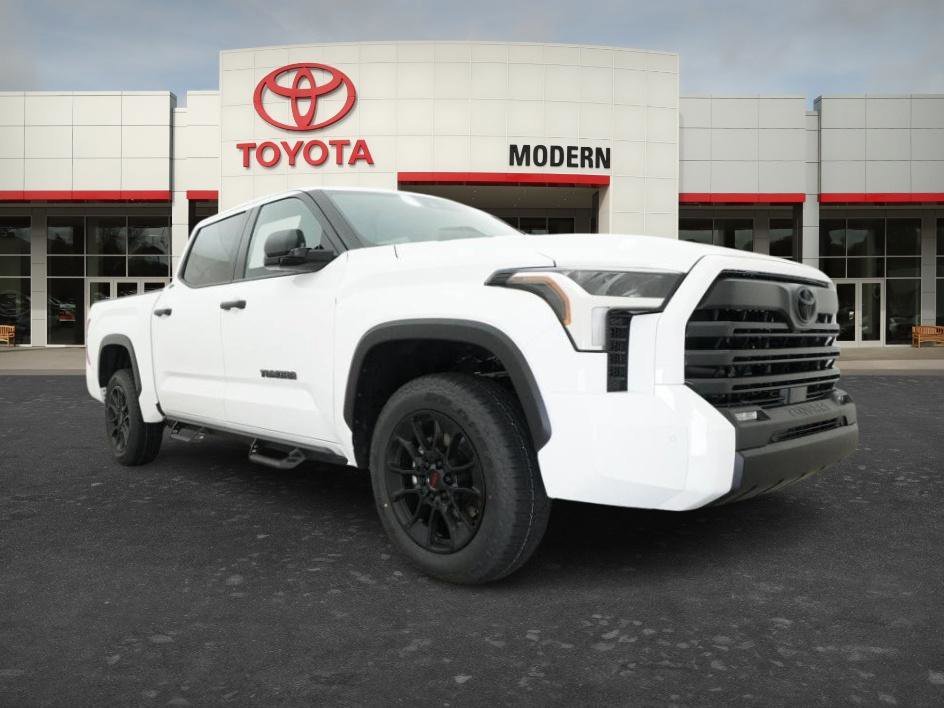 New 2026 Ice Cap Toyota SR5 image 16