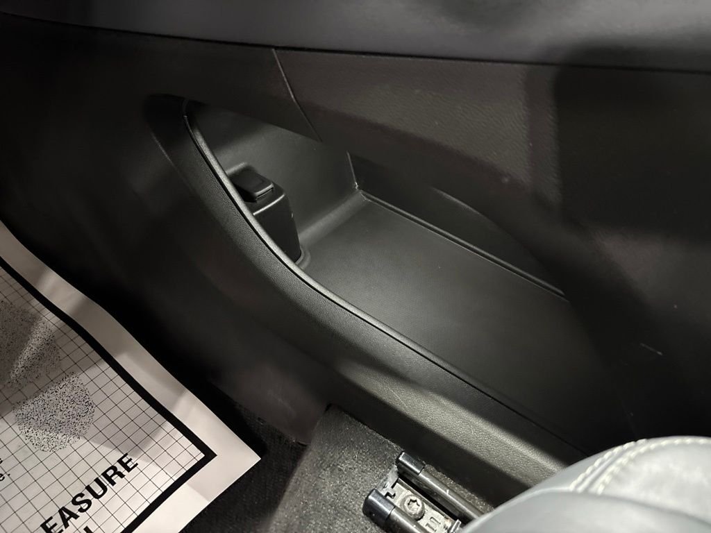Used 2021 Black Buick Essence image 25
