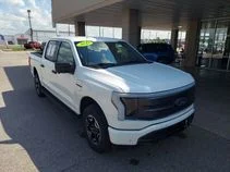 Used 2023 White Ford XLT image 1