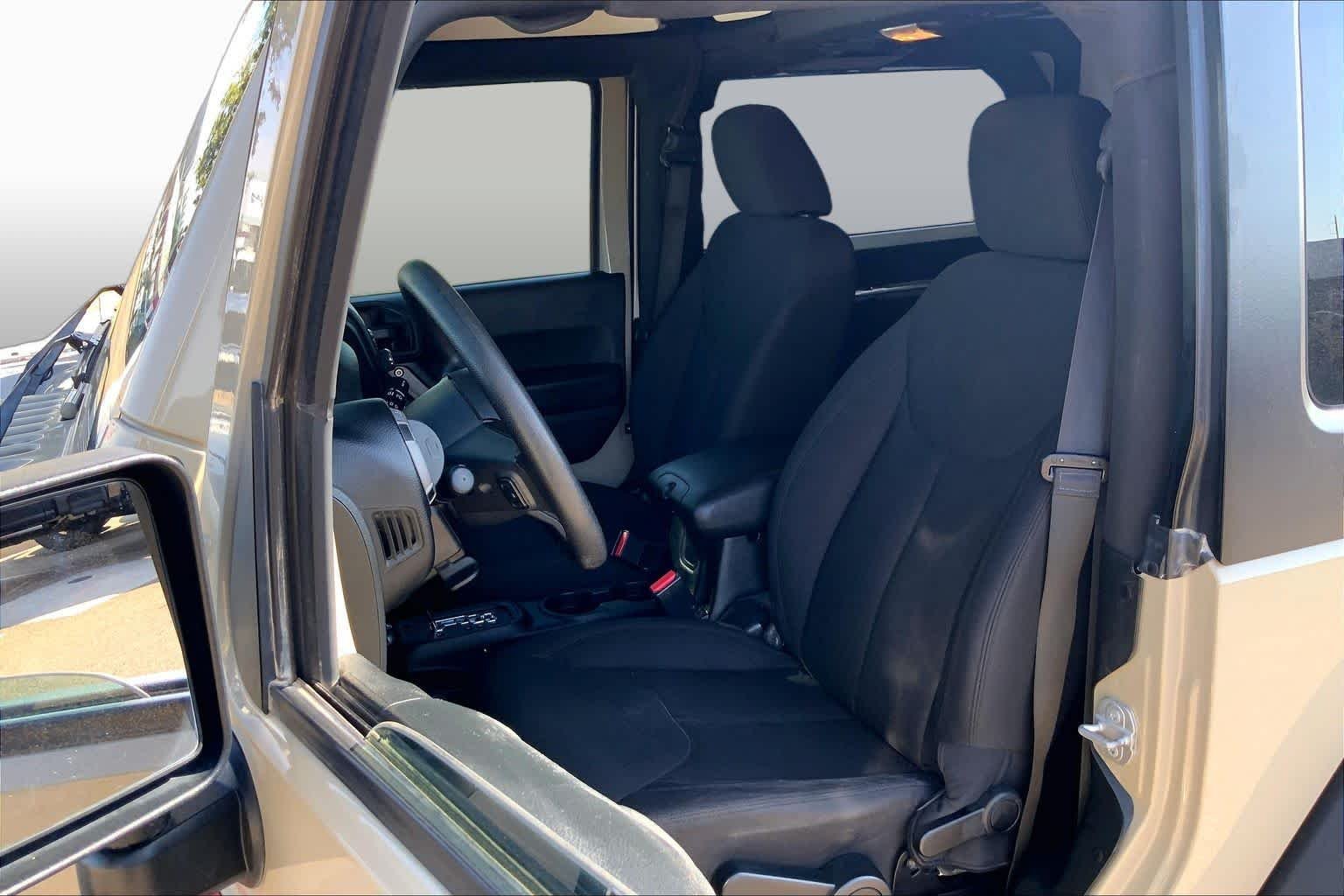 Certified Used 2017 Gobi Clearcoat Jeep Sport image 8