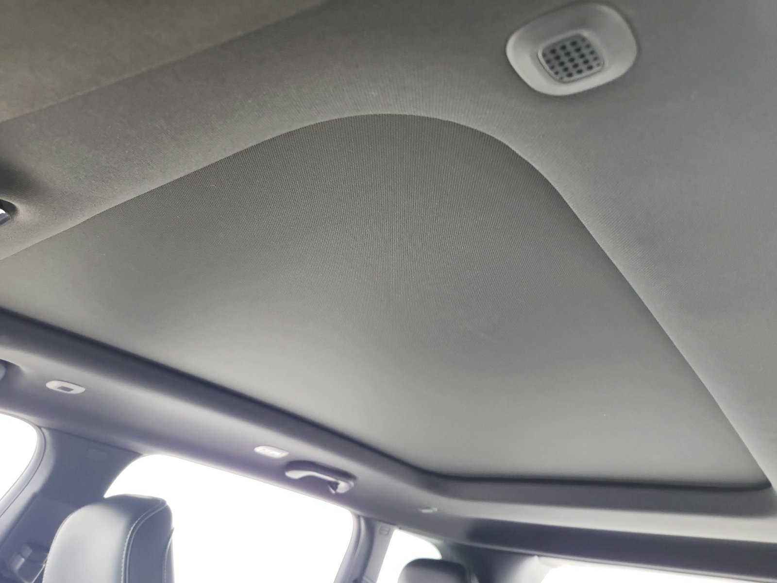 2023 Jeep Grand Cherokee Overland - Photo 24