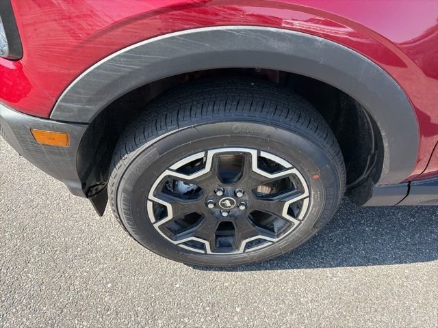 New 2026 Ruby Red Metallic Tinted Clearcoat Ford Outer Banks® image 9