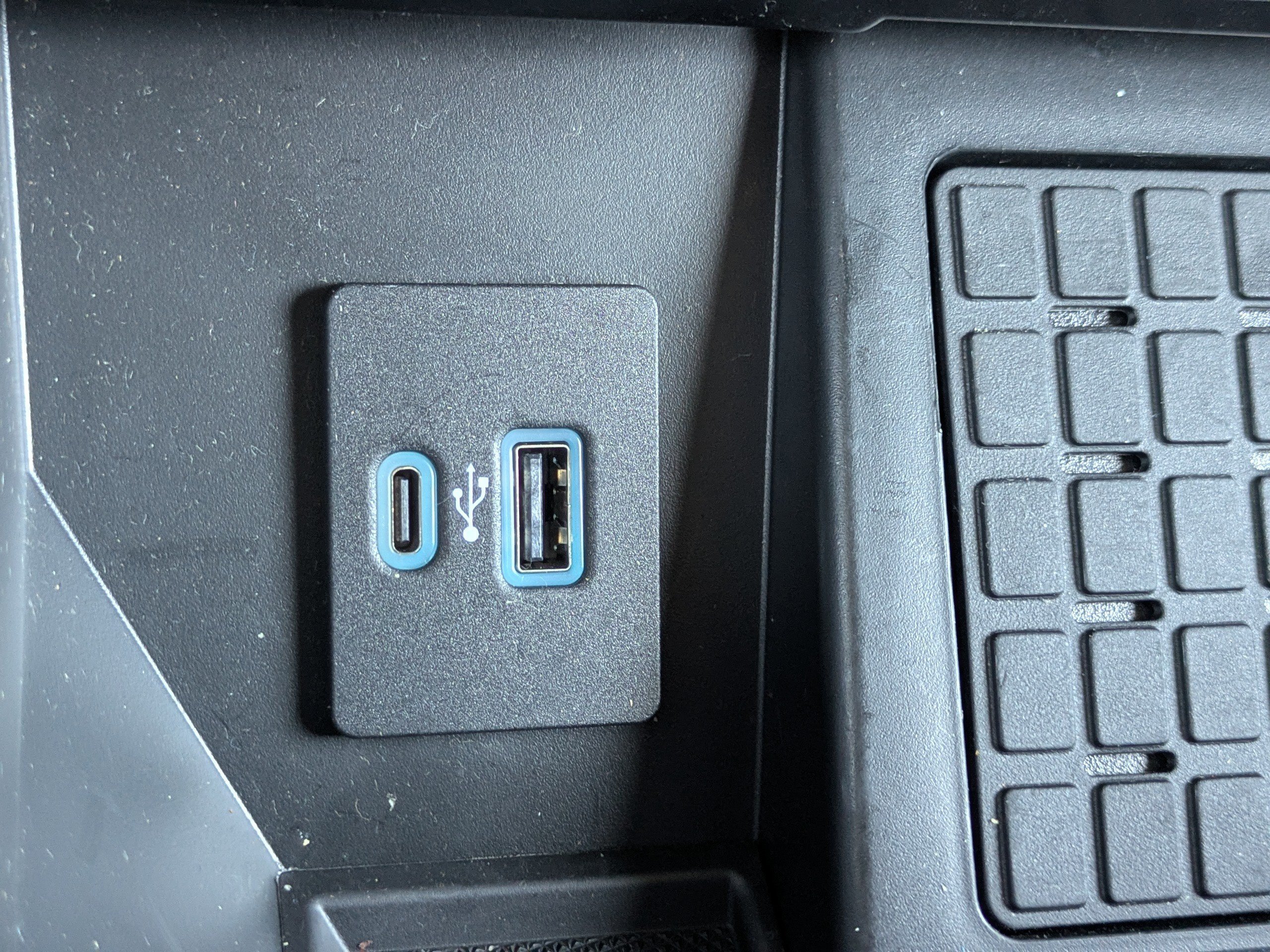 Used 2024  Ford King Ranch image 31