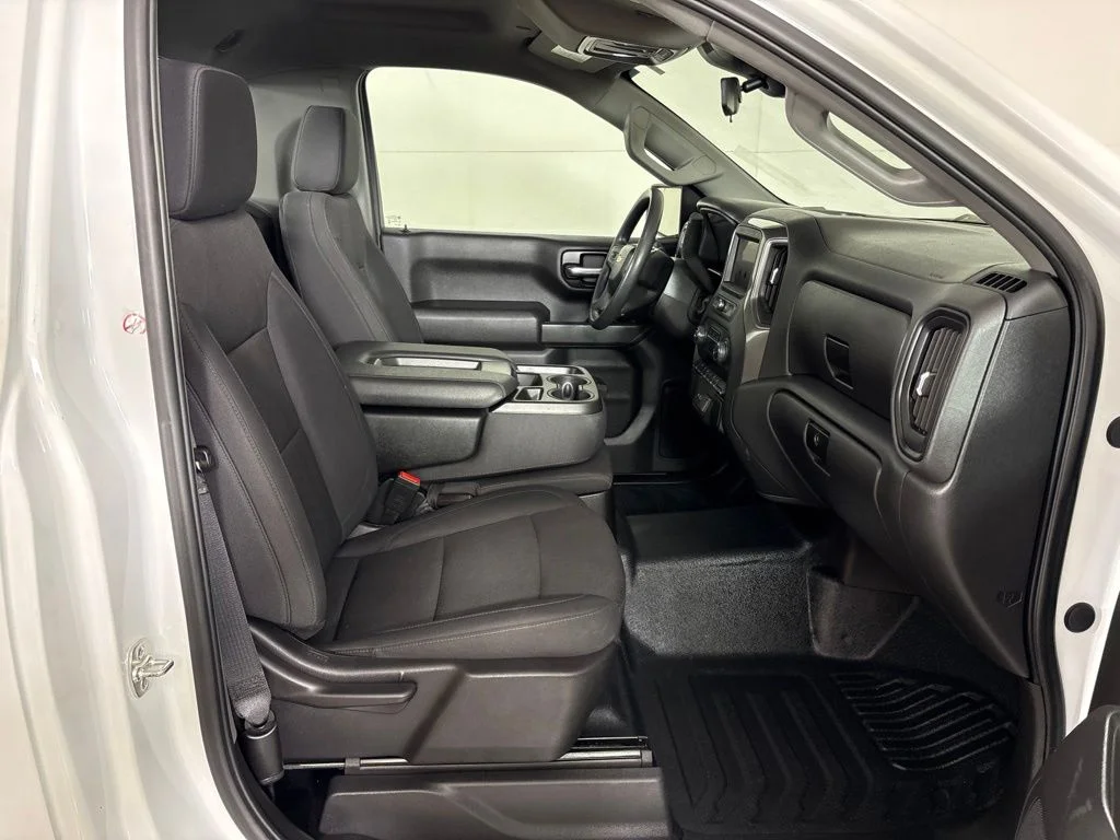 Used 2025 White Chevrolet WT image 18