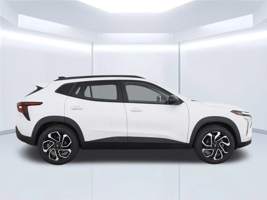 New 2026 White Chevrolet 2RS image 10