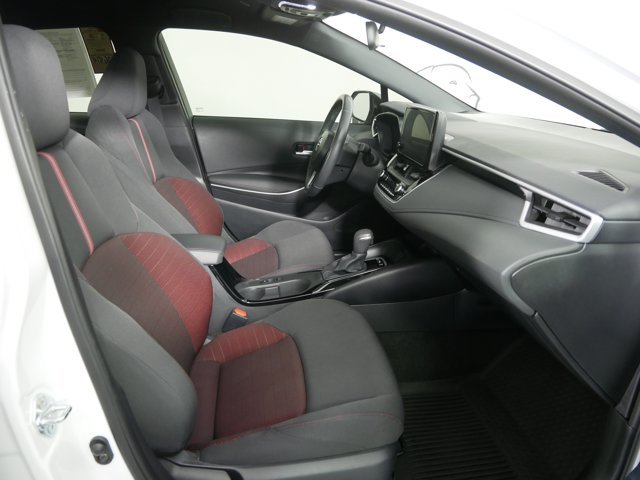 Used 2025 Wind Chill Pearl Toyota SE image 15