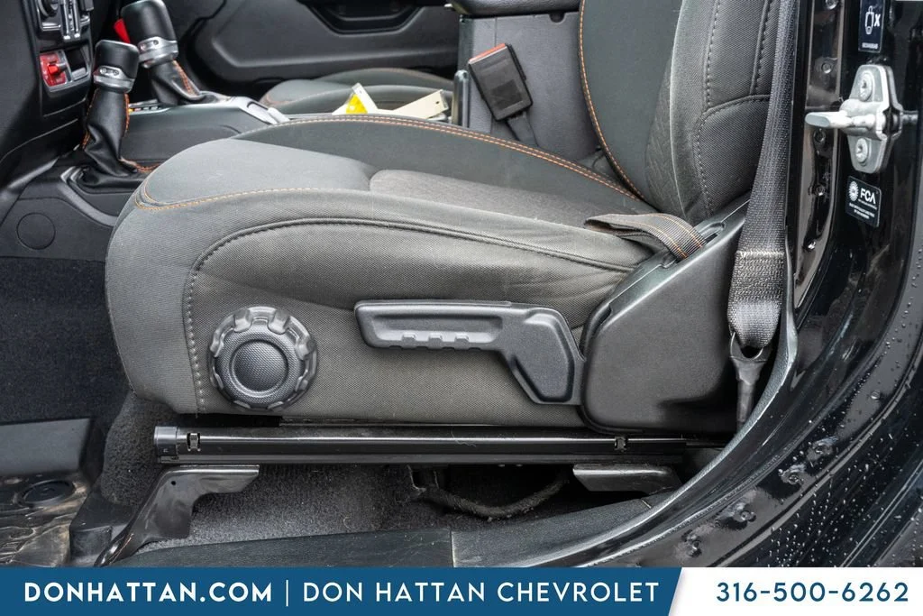 2021 Jeep Gladiator Mojave - Photo 24