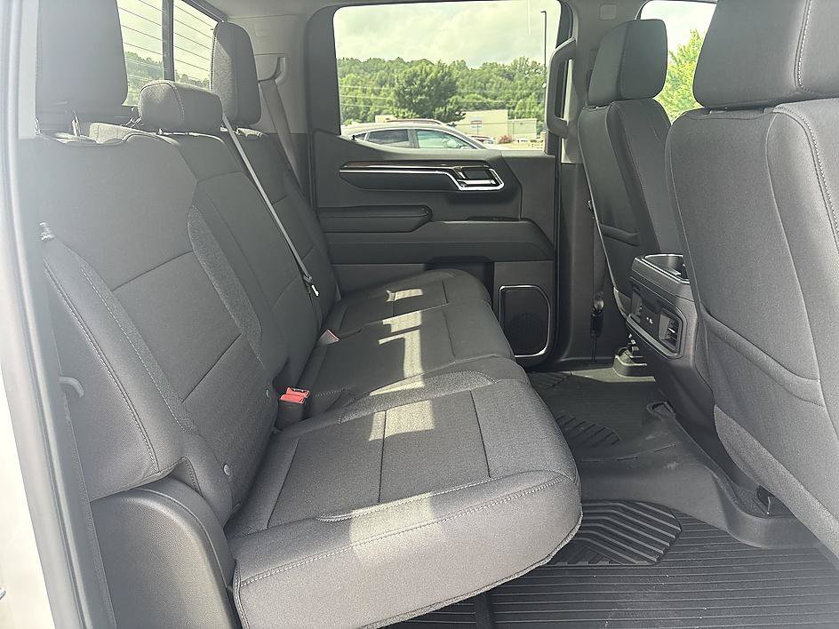 Used 2024 Summit White Chevrolet LT Trail Boss image 20