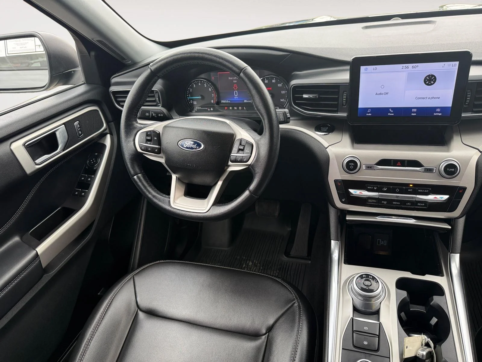 2022 Ford Explorer XLT - Photo 11