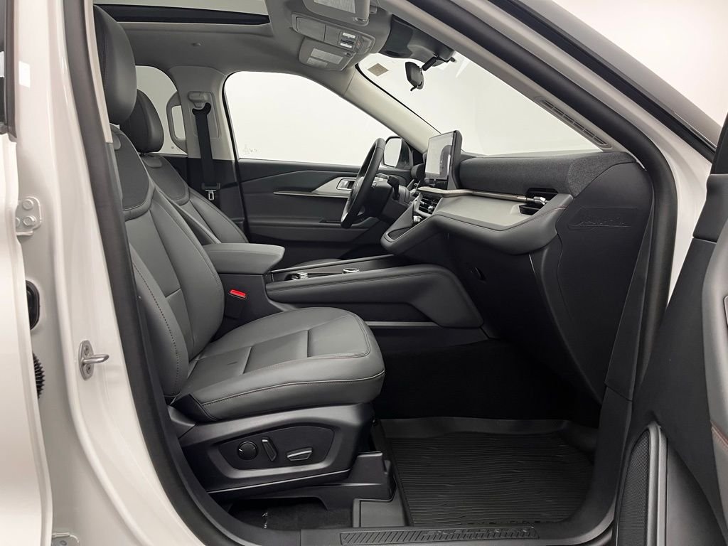New 2026 White Ford Active image 28