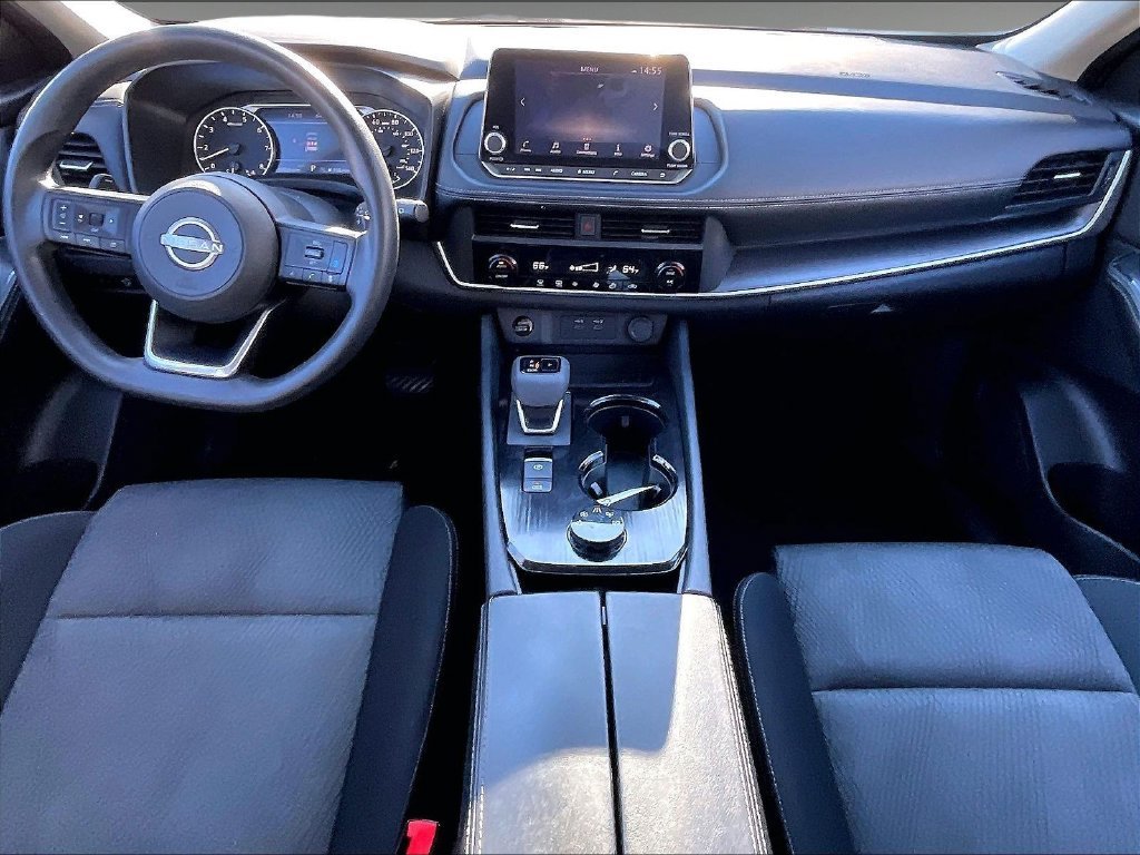 Used 2024 Brilliant Silver Metallic Nissan SV image 21